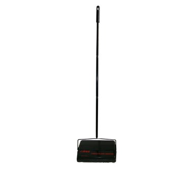 WINCO CARPET SWEEPER